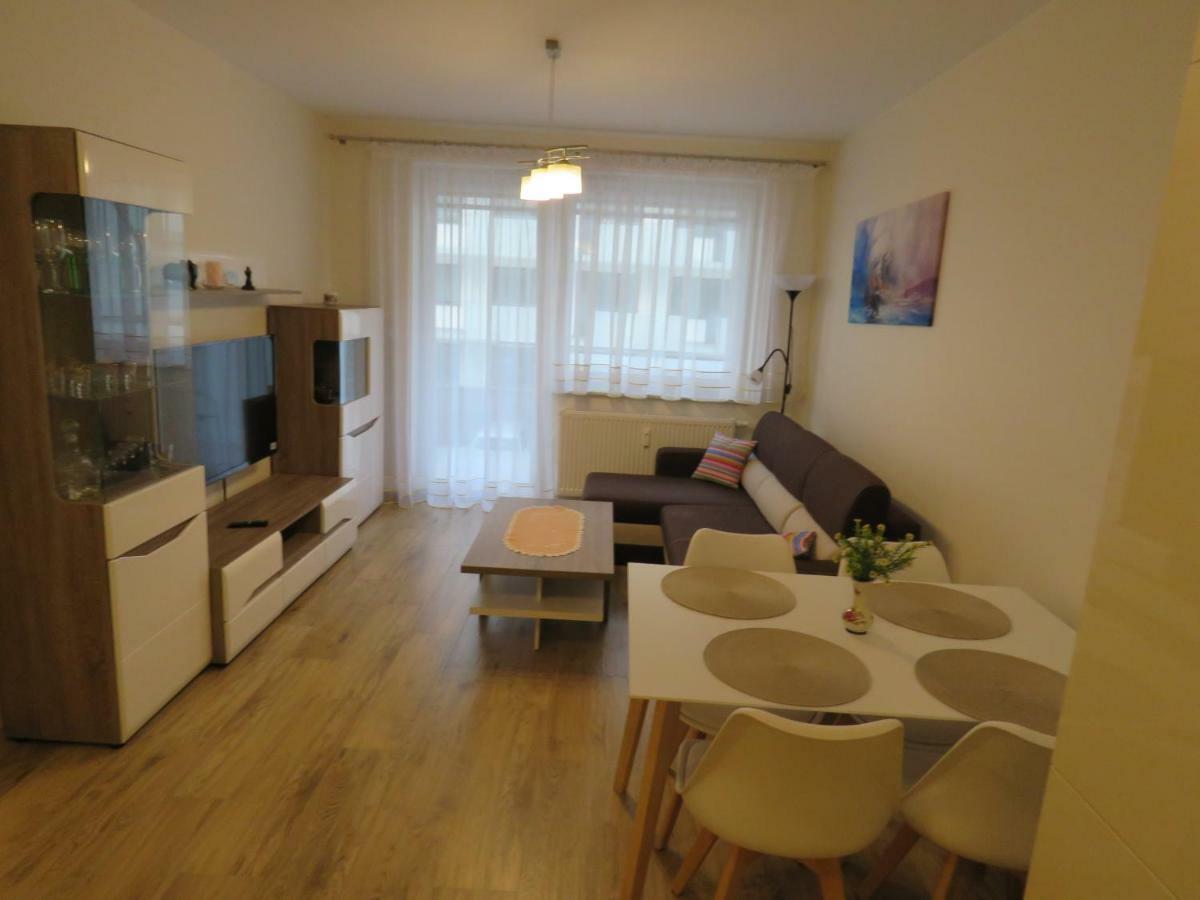 Blizej Morza U Jacka Z Garazem Apartman Kołobrzeg Kültér fotó