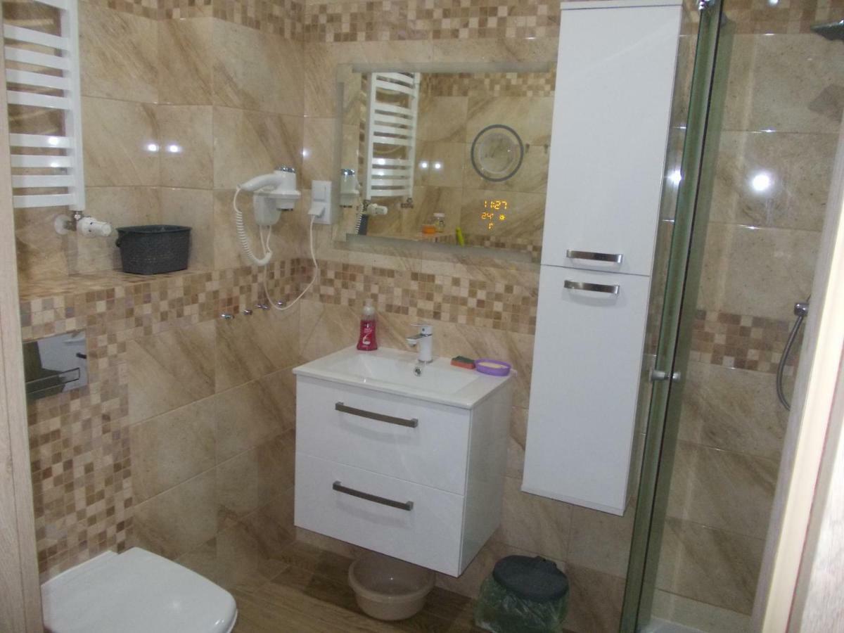Blizej Morza U Jacka Z Garazem Apartman Kołobrzeg Kültér fotó