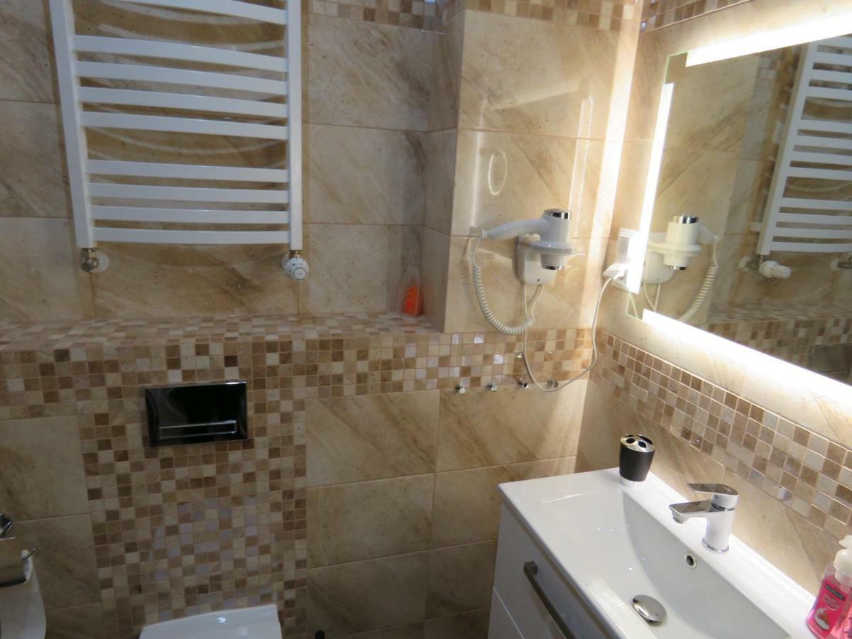 Blizej Morza U Jacka Z Garazem Apartman Kołobrzeg Kültér fotó